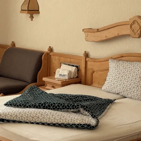In & Out boarding house comfort room