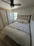 The Lily Pad: Newly Renovated, Lakefront Retreat on Shawano Lake, Sleeps 6