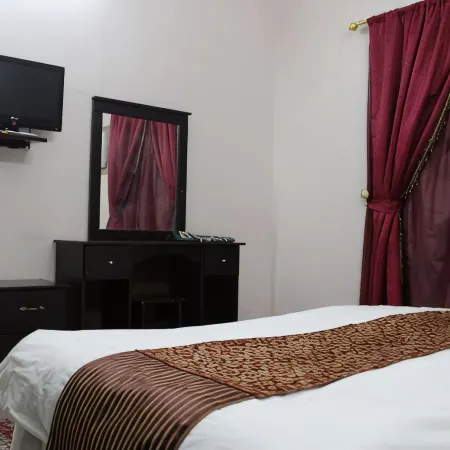 Al Eairy Furnished Apartments Al Baha 2