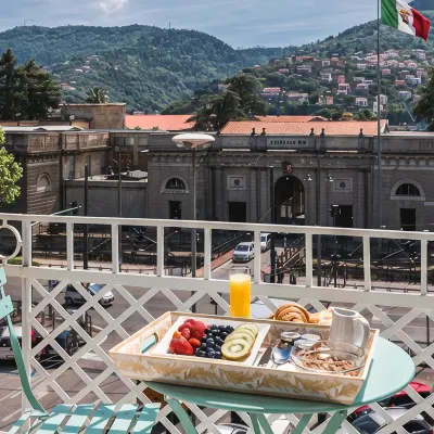 La Spezia by The First  - Luxury Rooms & Suites Hotel in zona Museo Tecnico Navale della Spezia