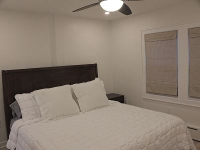 Renovated 3Br Family Friendly Apartment Private Parking Walk to Train NYC