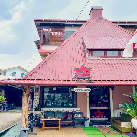 RedDoorz @ Hotel Dieng Berastagi