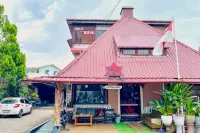 RedDoorz @ Hotel Dieng Berastagi