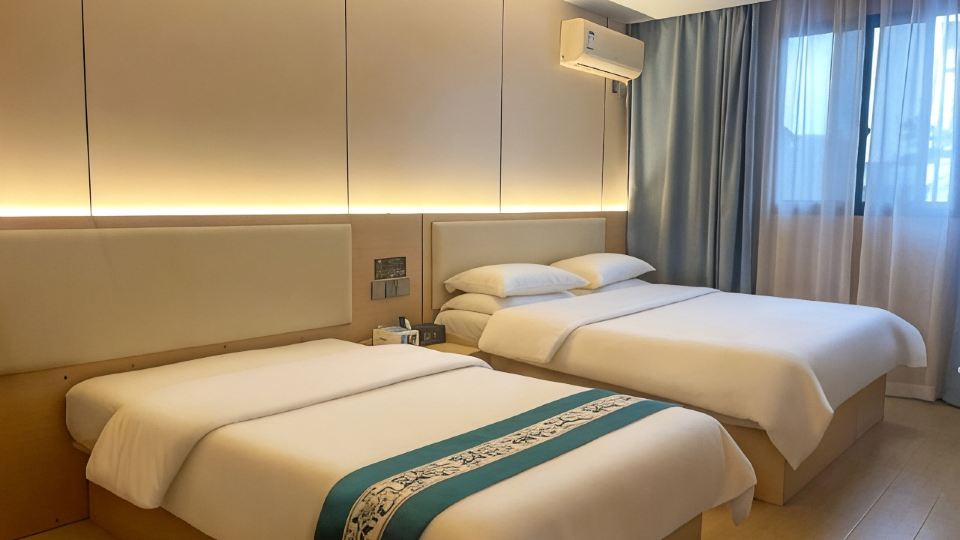Grand View Hotel