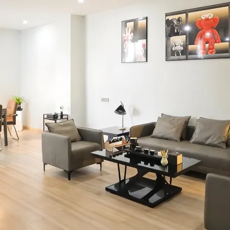Orange Business Hotel