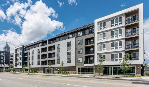 CozySuites at East Washington