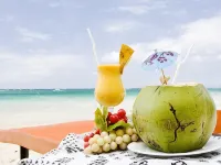Paradise Garden Resort Hotel & Convention Center Boracay powered by ASTON Hotel berhampiran Hutan Mati