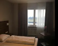 Tagungshotel Höchster Hof - parking