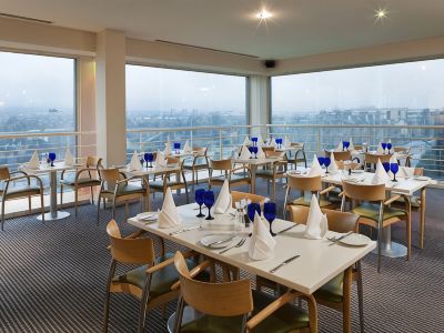 Holiday Inn EDINBURGH by IHG