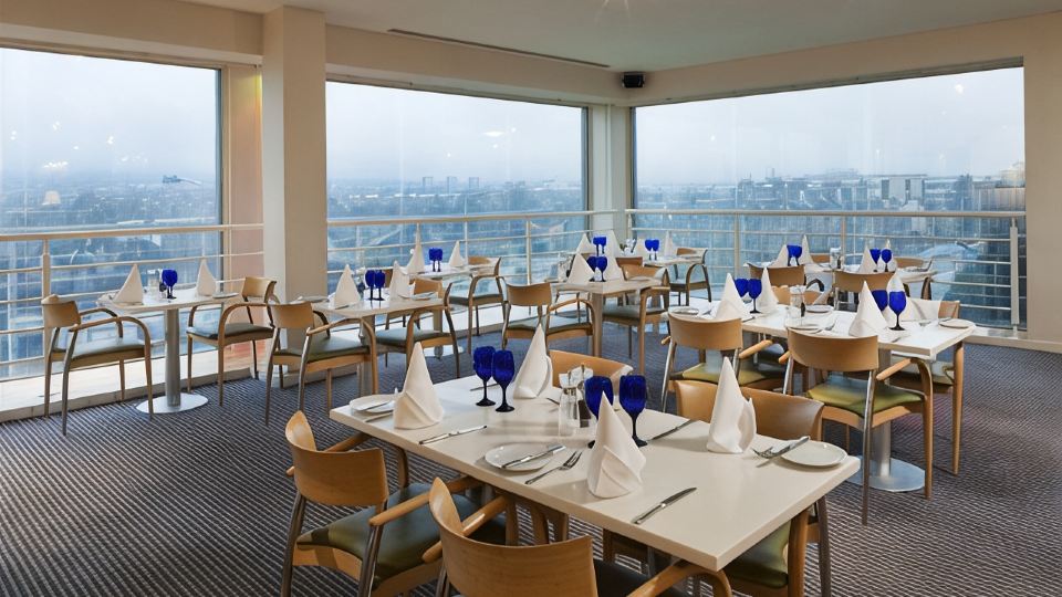 Holiday Inn EDINBURGH by IHG