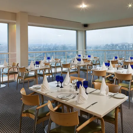 Holiday Inn EDINBURGH by IHG