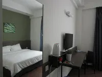 Fuller Hotel