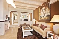 The Suites at San Roque Club