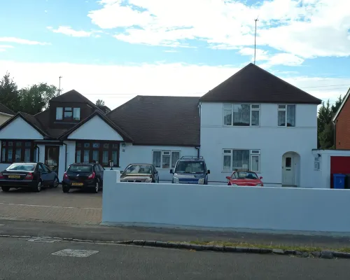 London Heathrow Guesthouse Hotels in Colnbrook