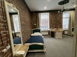 Green Place Hotel