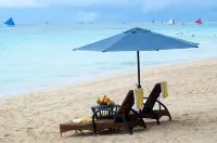 Paradise Garden Resort Hotel & Convention Center Boracay powered by ASTON - Пляж