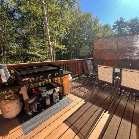 4Br Apartment with Waterfront Access