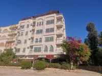 Golden Rose Hotel
