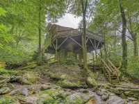 Creekside Paradise