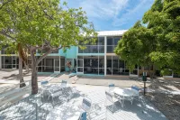 Tropical 2BR/2BA Getaway in Gorgeous Key Largo, Pool, Kayak, Lagoon, Marina, - Boutique