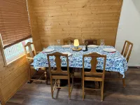 Beachy Keen 2 steps away from lake where rustic meets charm. Pet friendly. - WiFi