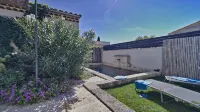 La maison de FLORE charming villa with garden