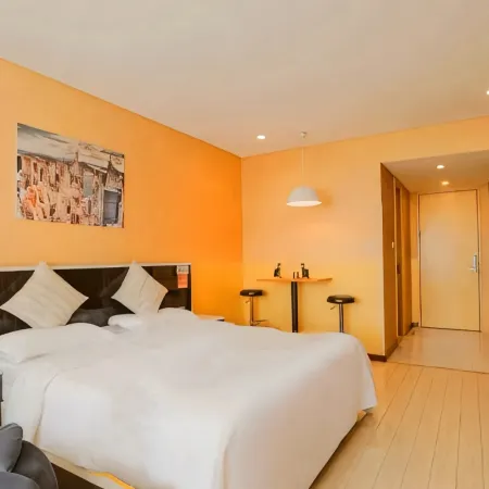 Dolphin Bay Hotel