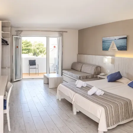 Hotel Club Es Talaial