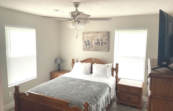 Cozy cottage home 2 bedroom 1 bath