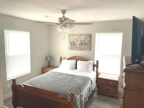 Cozy cottage home 2 bedroom 1 bath