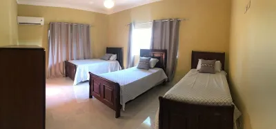 Paradise Villa with beautiful places, private-pool Hotel a 