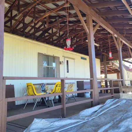 Quiet Escape for Hunters & Family Retreats!
