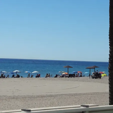 JORDI MAR - Exclusive house on the beach Отели рядом с достопримечательностью «Пляж Кала-дельс-Анжельс»