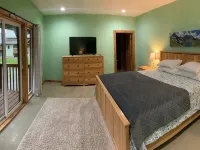 Jeremys Mountain Chalet @jeremysmountainchalet Hotels near Alyeska Tramway
