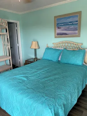 APATBIII Ocean Side/Ocean View 9520 SHORE DR 3P Family friendly.