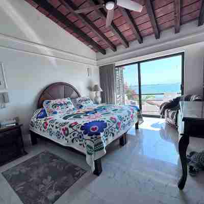 Casa la Oro en Bahía de Banderas - Ocean Front Casa Rooms