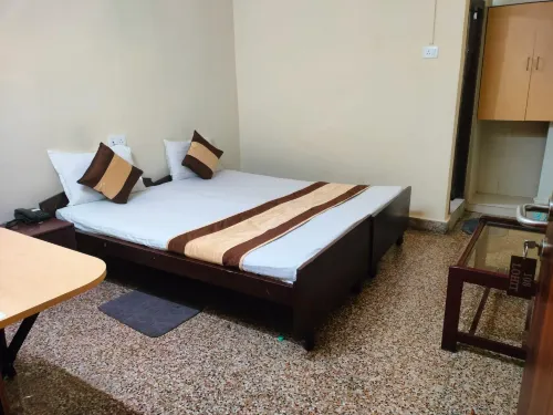 Hotel Embassy