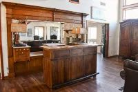 Newly Renovated Farmhouse on a Working Horse Ranch Near Popular Wedding Venues - 3-Star