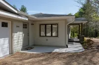 Luxury mountain oasis, hot tub & 15 mins to DT AVL, bring furry friends! - 무료 와이파이