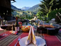 Vacation apartment in the Grisons Oberland Hotéis em Brigels