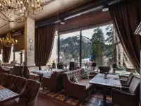 Andersen Hotel Hotels in Dombay