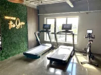 Modern 2 Bedroom 2 Bath Apartment in Heart of Quincy