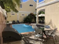Coco Villa : a 10-minute ‘flip-flop’ ride from Pereybere beach - Villas