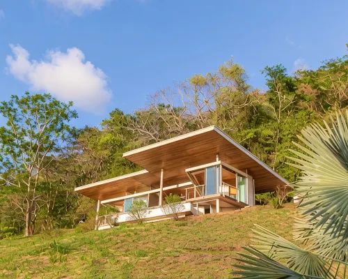 Its all about the view.  (We absorb the 13.5% VAT tax) ナンダユレのホテル