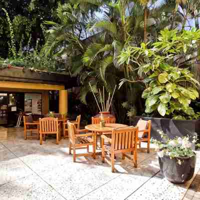 Well Updated, Sleeps 4, One Block to Beach Hotel Exterior