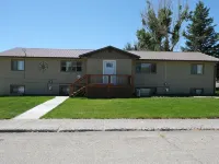 Freshly Remodeled 2 Bedroom, Full Kitchen, living Room Suite, in Cascade unit #3 Hotels in Cascade