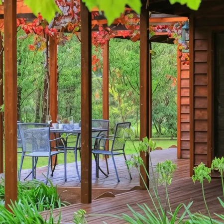 Beechworth Cedar Cottages