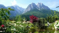 5-star apartment "Kreuzeck" in Grainau & garden/lawn. - 부티크
