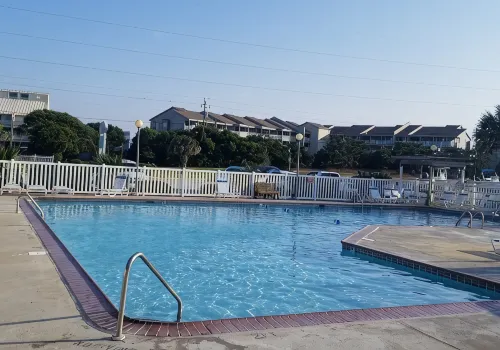 Popular   ~ Quaint. Bogue Shores Condo --  just steps to a beautiful beach - 3 stjerner