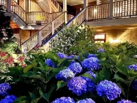 Hydrangea House Inn Hotels in Newport